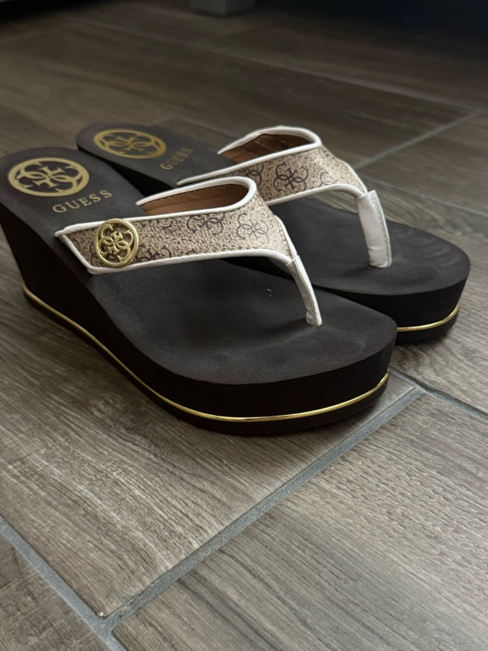 GUESS Beige and White Logo Thong Wedge Sandals